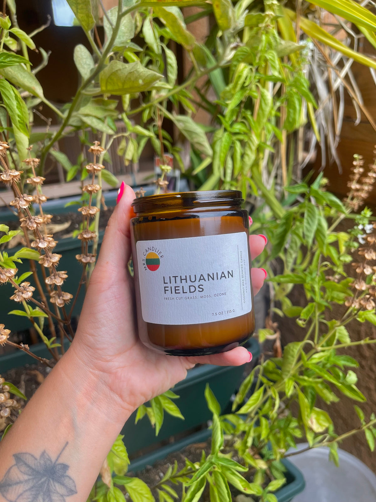 Wooden Wick Candle | Coconut wax | 7.5 oz | Amber Jar